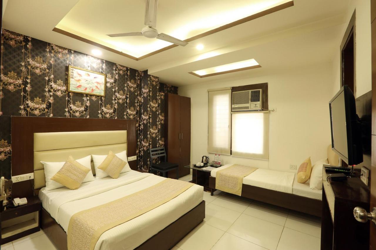 Travel Inn At Delhi Airport Nuova Delhi Esterno foto